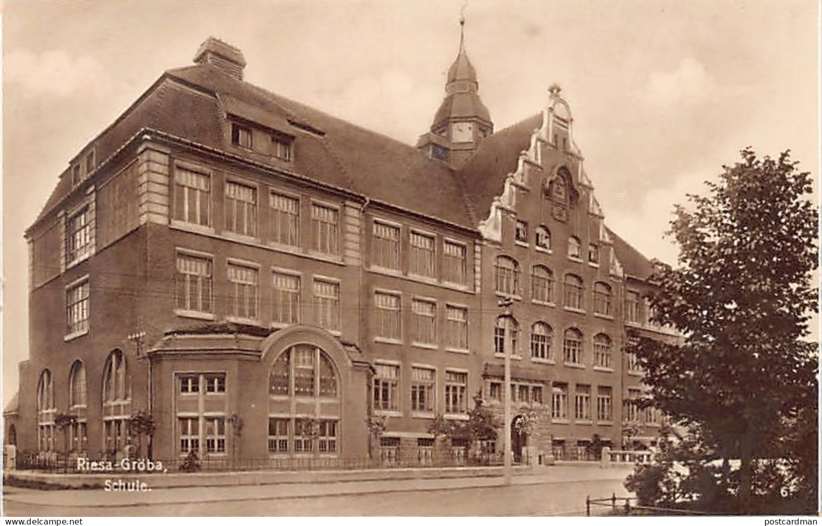 Deutschland - RIESA GRÖBA - Schule