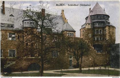 Alzey - Schlosshof
