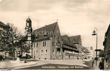 Aschersleben Marktplatz mit Rathaus