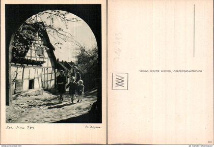 716493 Verlag Walter Niessen Gräfelfing München Vor dem Tor Kinder