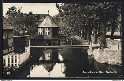 AK Boizenburg /Elbe, Wallpartie mit Brücken und Pavillon