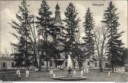 CPA Gütergotz Stahnsdorf Brandenburg, Partie am Brunnen