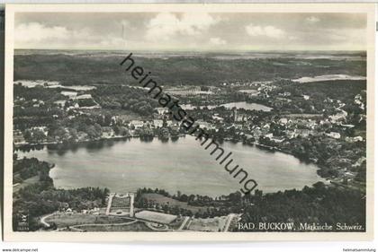 Bad Buckow - Fliegeraufnahme aus etwa 180m Höhe - Foto-Ansichtskarte - Verlag Karl Erbes Buckow 30er Jahre