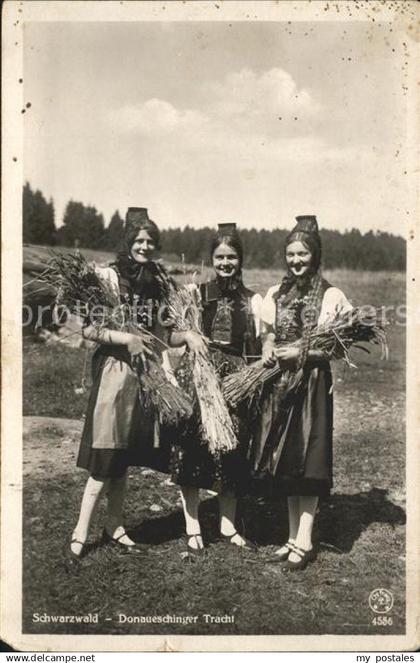 Donaueschingen Frauen in Tracht