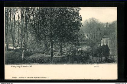 AK Hamburg-Eimsbüttel, im Park mit Brücke