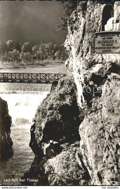 Fuessen Allgaeu Lechfall mit Maxsteg und Denkmal bei Fuessen