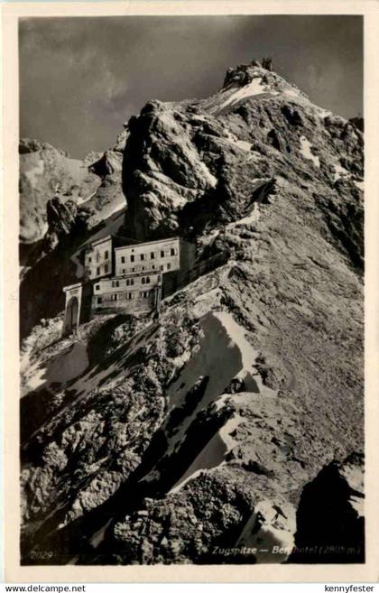 Zugspitze, Berghotel
