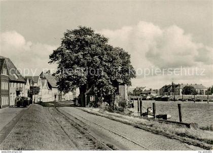 Glueckstadt Am Hafen