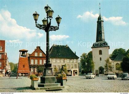 Glueckstadt Markt mit Kirche