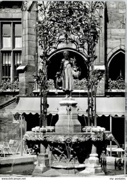 Goettingen Niedersachsen Goettingen Gaenselieselbrunnen *