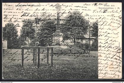 AK Grevesmühlen i. M., Sedanplatz mit Kriegerdenkmal