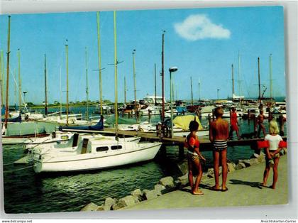 39454849 - Heiligenhafen , Holst