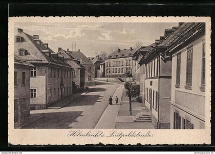 AK Helmbrechts, Luitpoldstrasse mit Passanten