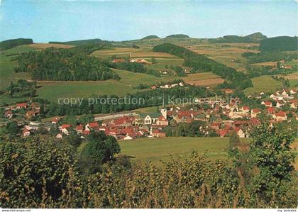 Poppenhausen  Rhoen Hessen Naturpark-Rhoen Hoehenluftkurort Panorama Kirche Dorf