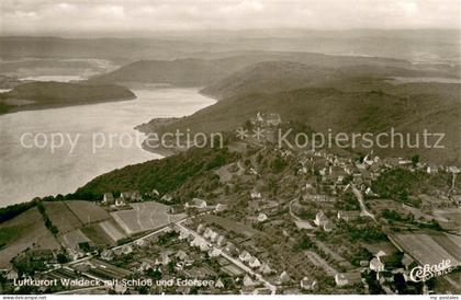 Waldeck Edersee mit Schloss und Edersee