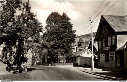 biberau - Krs. Hildburghausen - Platz unter den Linden