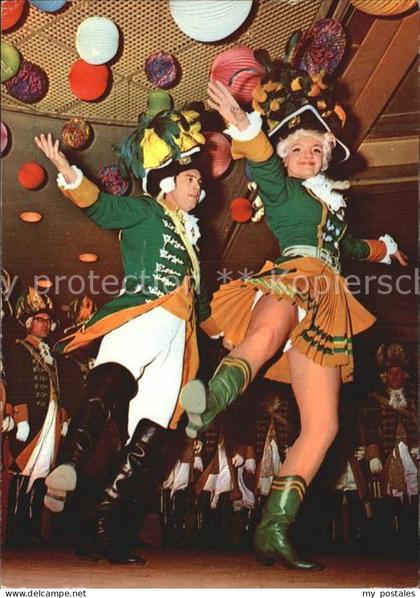 Koeln Rhein Karneval Mariechentanz Ehrengarde