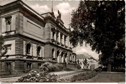Krefeld - Westwall mit Museum
