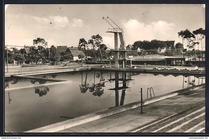 AK Lauchhammer-Neustadt, Schwimmstadion mit Sprungturm
