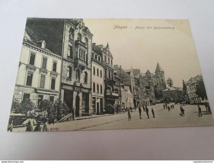 Mayen, Markt mit Genoveaburg