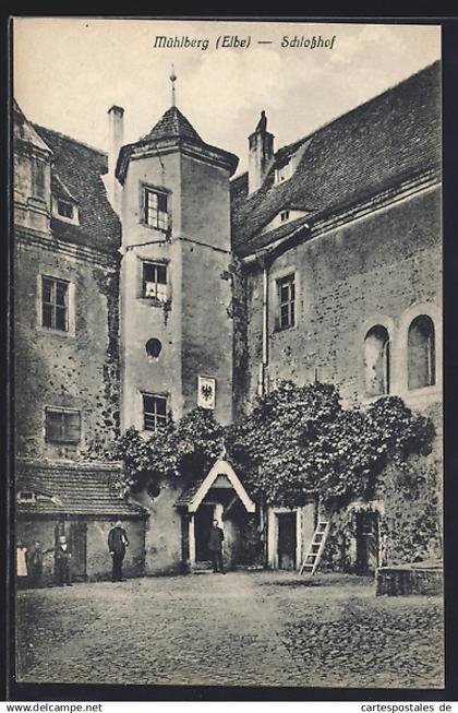 AK Mühlberg / Elbe, Partie im Schlosshof