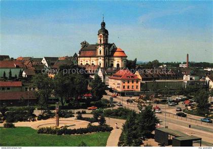 Neckarsulm BW Stadtkirche Barockkirche Kirchturm Park Stadtansicht Autos Rundpla