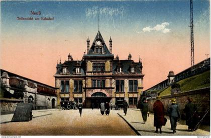 Neuss, Teilansicht am Bahnhof