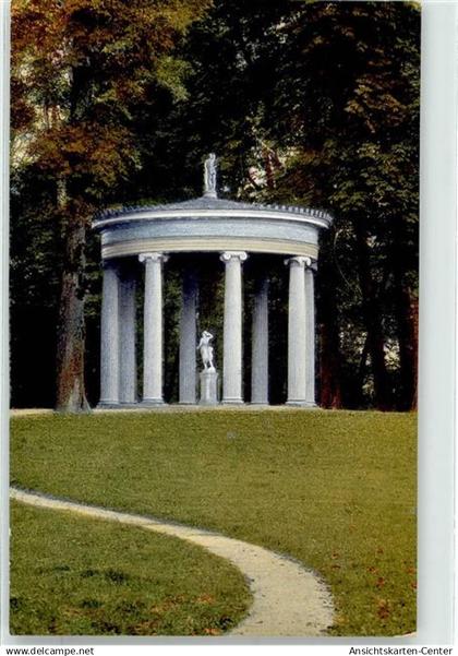 51883396 - Neustrelitz