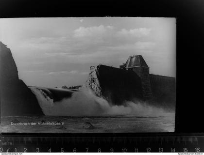 30079537 - Moehnesee