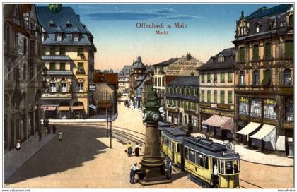 Offenbach - Markt mit Strassenbahn