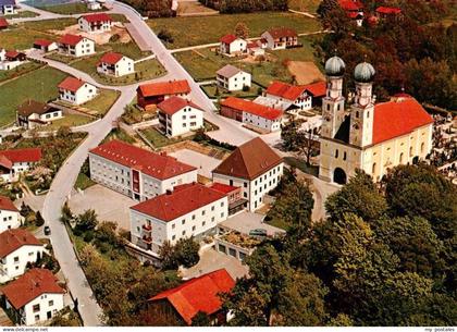 Gartlberg Pfarrkirchen Bayern Wallfahrtskirche Salvatorkolleg Kirche Zwiebelturm