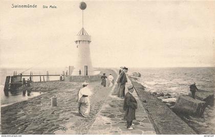 Die Mole in Swinemünde Pommern Postkarte AK