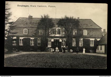Dorphagen, Kreis Cammin, Pommern, unbekanntes Gebäude, Personen