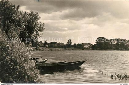 Premnitz Partie an der Havel Boote