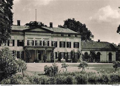 Rastede Schloss Herrenhaus Klassizismus Park Baeume Rasen Luftkurort