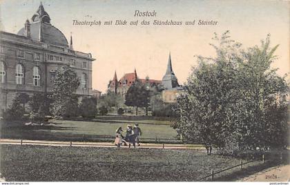 Deutschland - ROSTOCK - Theaterplatz