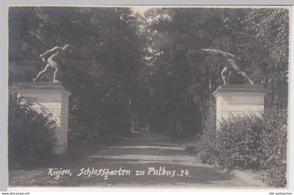 (47184) Foto AK Putbus, Rügen, Schlosspark, Statuen 1922