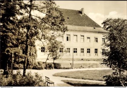 CPA Teuchern im Burgenlandkreis, Landambulatorium