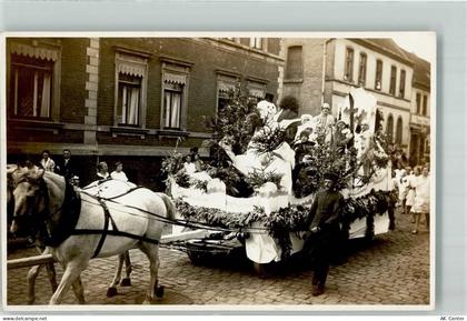 04435 O7144 Schkeuditz Foto AK Festzug Festwagen Schneemann Ort lt. Foto... - 13639281