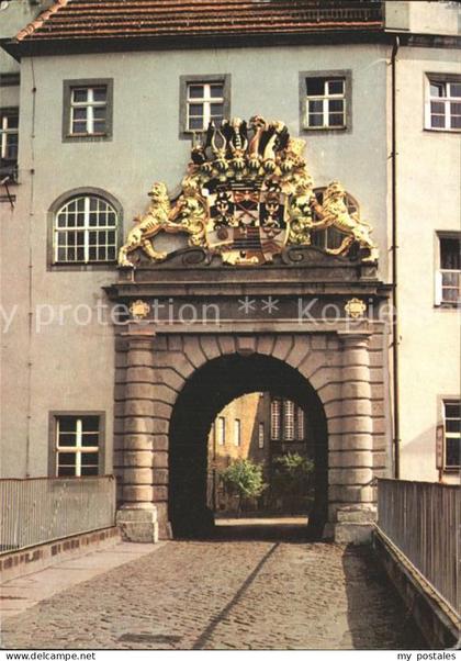 Torgau Schlosseingang mit Wappen
