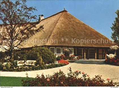 Walsrode Lueneburger Heide Rosencafe im Vogelpark Walsrode