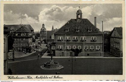 Waltershausen in Thüringen, Marktplatz mit Rathaus