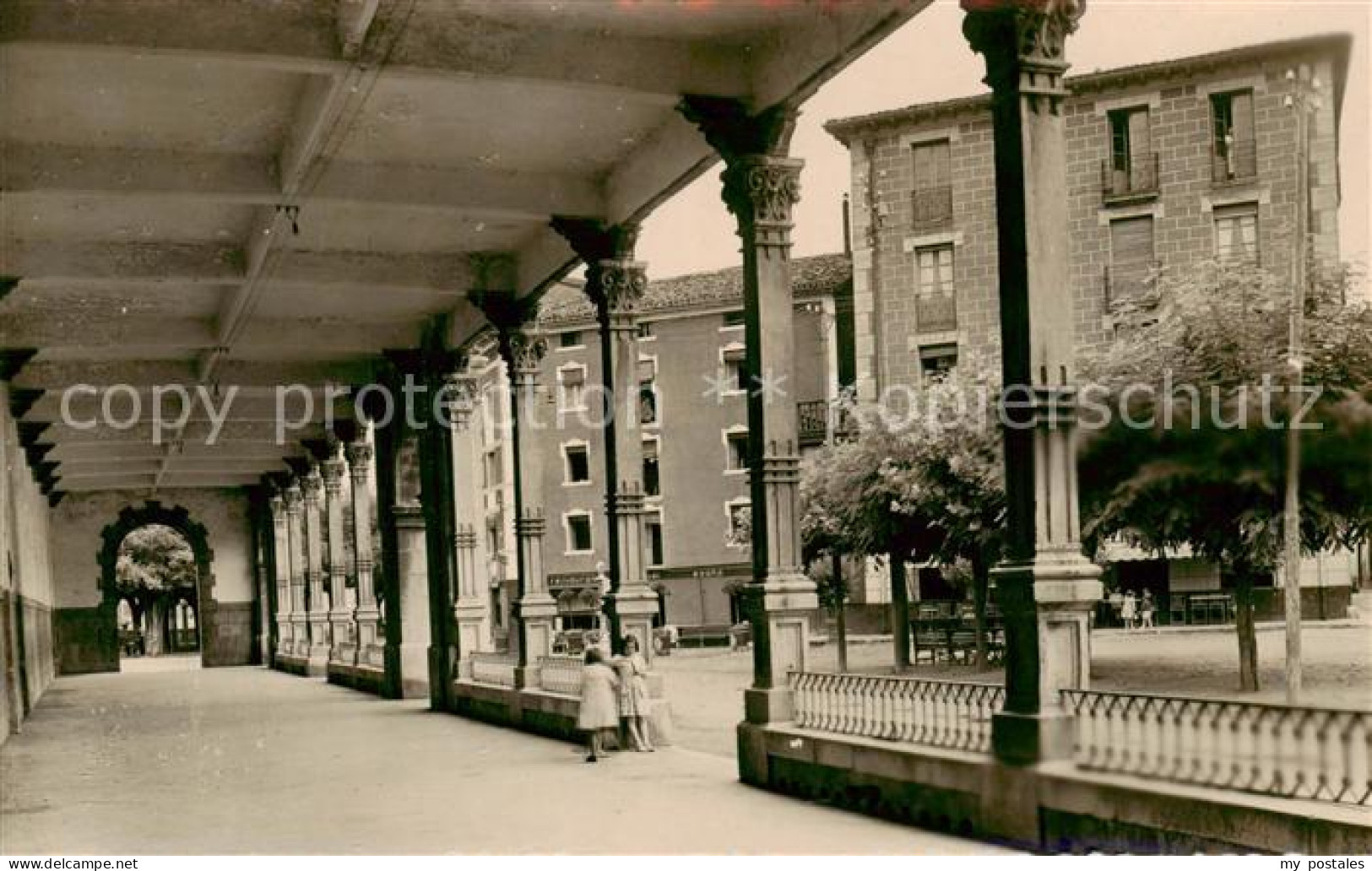 Deva Gijon ES Paseo y hoteles