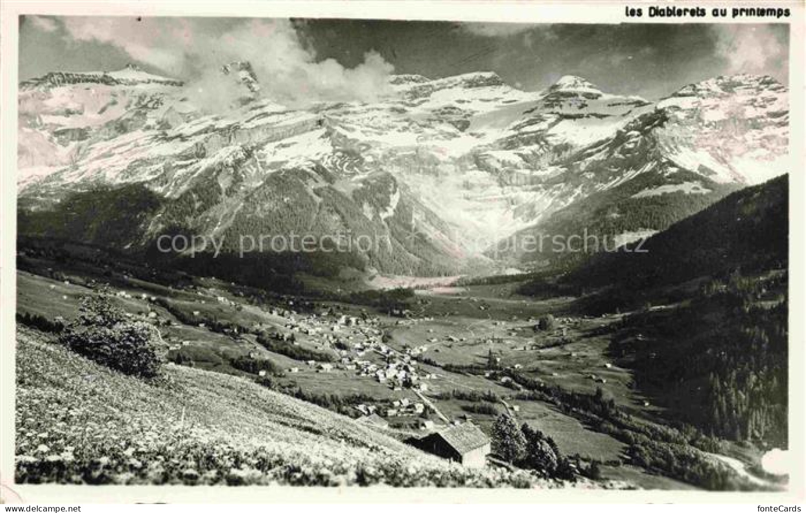 Diablerets  Les Diablerets VD Diablerets Bergdorf Tal Wiesen Fruehling Gletscher