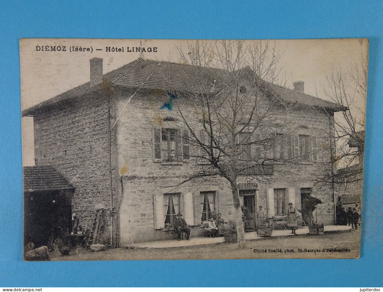 Diémoz (Isère) Hôtel Linage