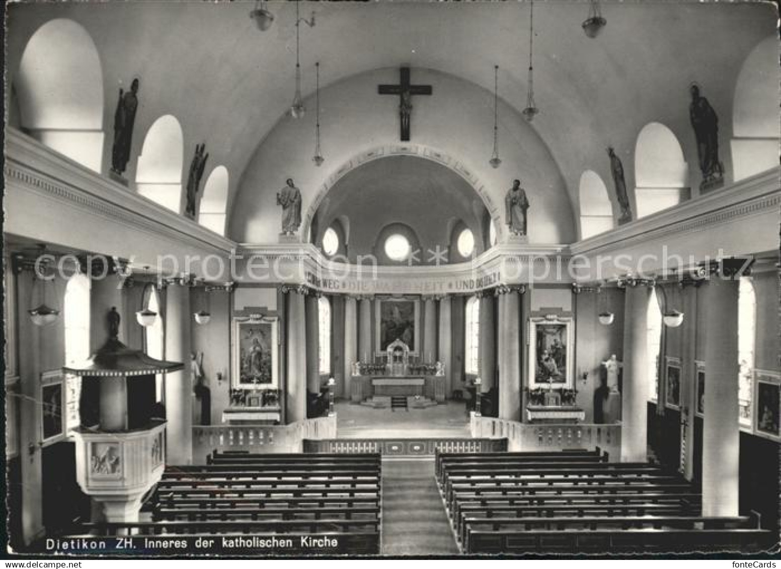 Dietikon Inneres der kath Kirche