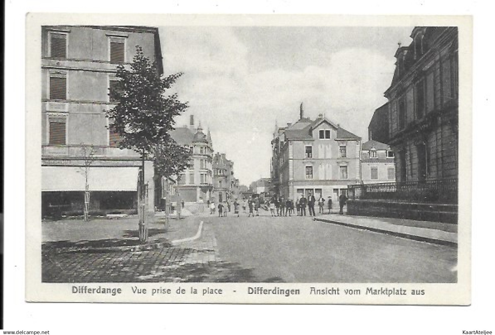 Differdange - Vue prise de la place.
