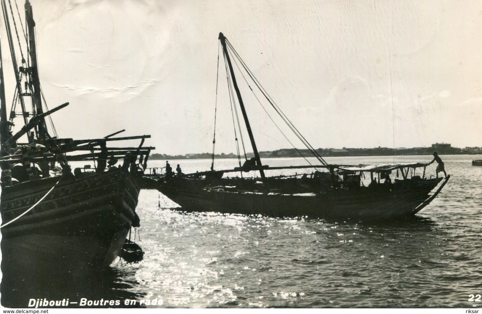 DJIBOUTI(BATEAU DE PECHE)