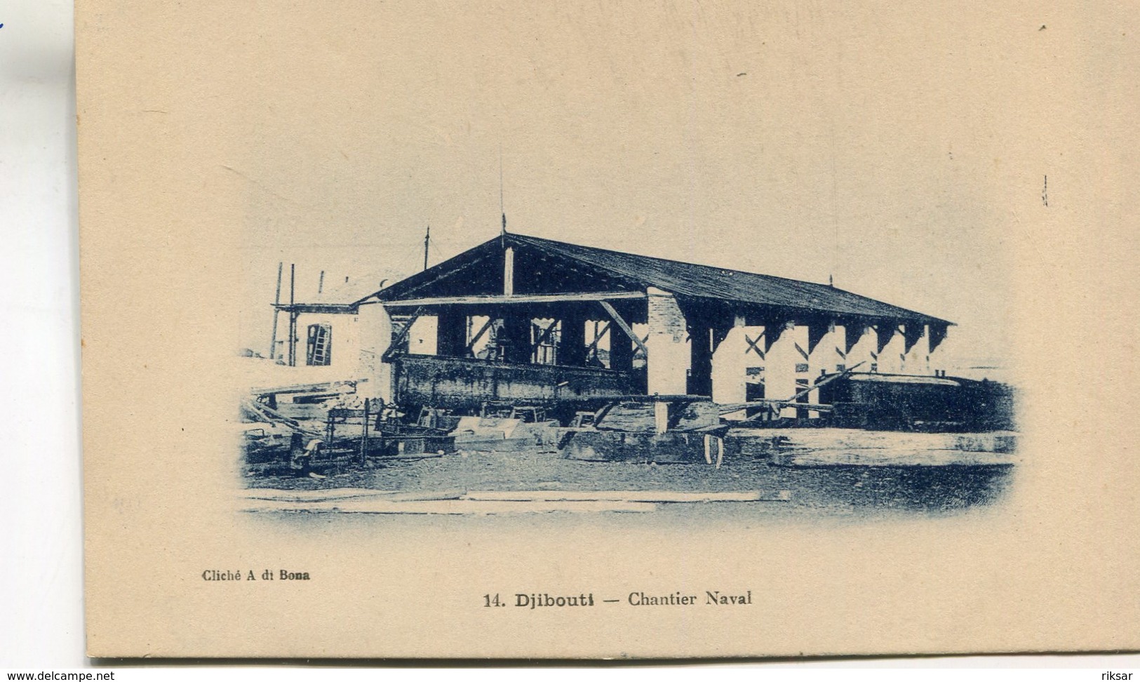 DJIBOUTI(CHANTIER NAVAL)