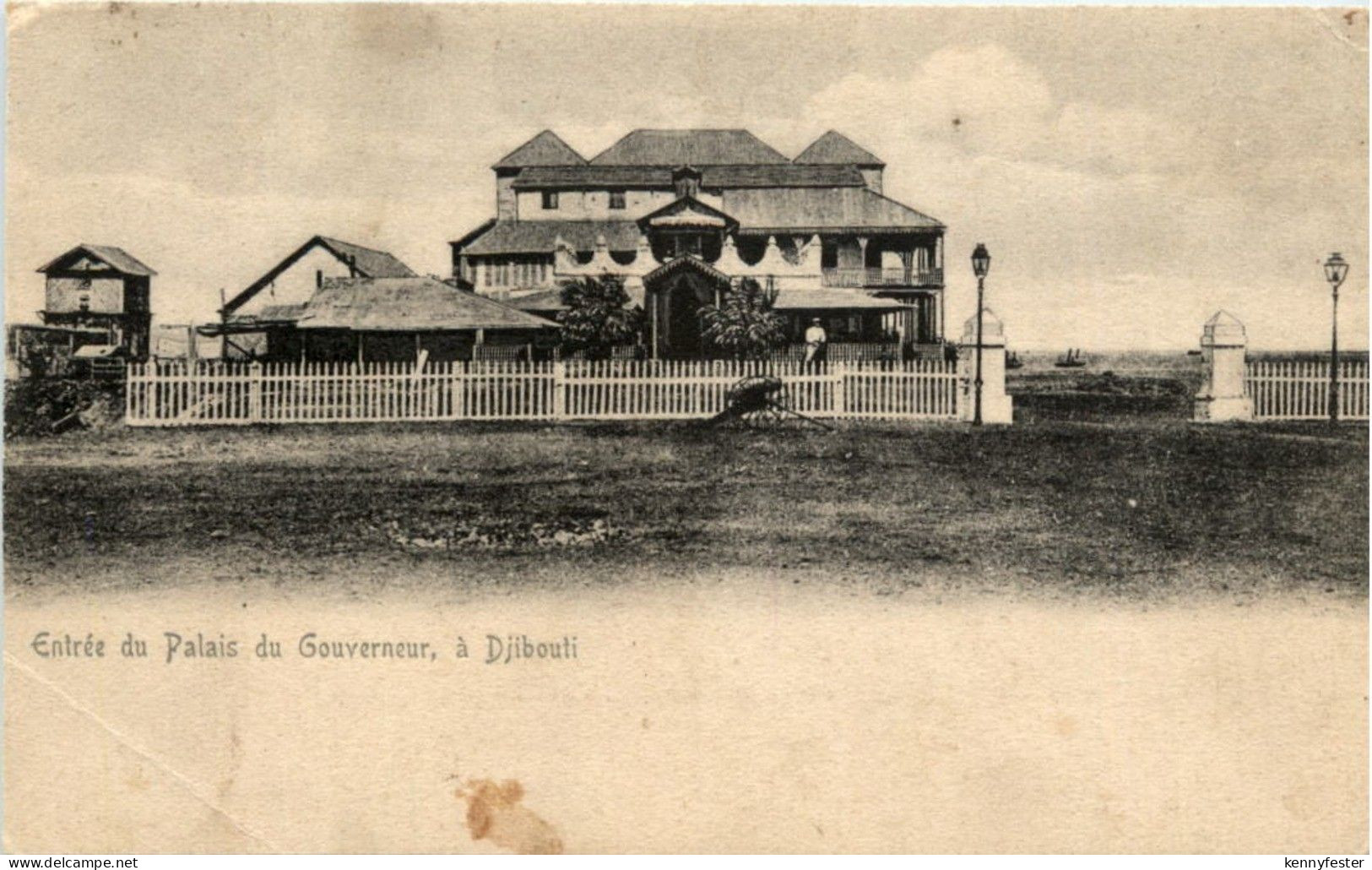 Djibouti - Entree du Palais du Gouveneur